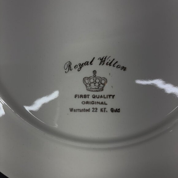 Royal Wilton 22K Gold Trim Vintage Floral Plate 10 Inch Round - Picture 5 of 8